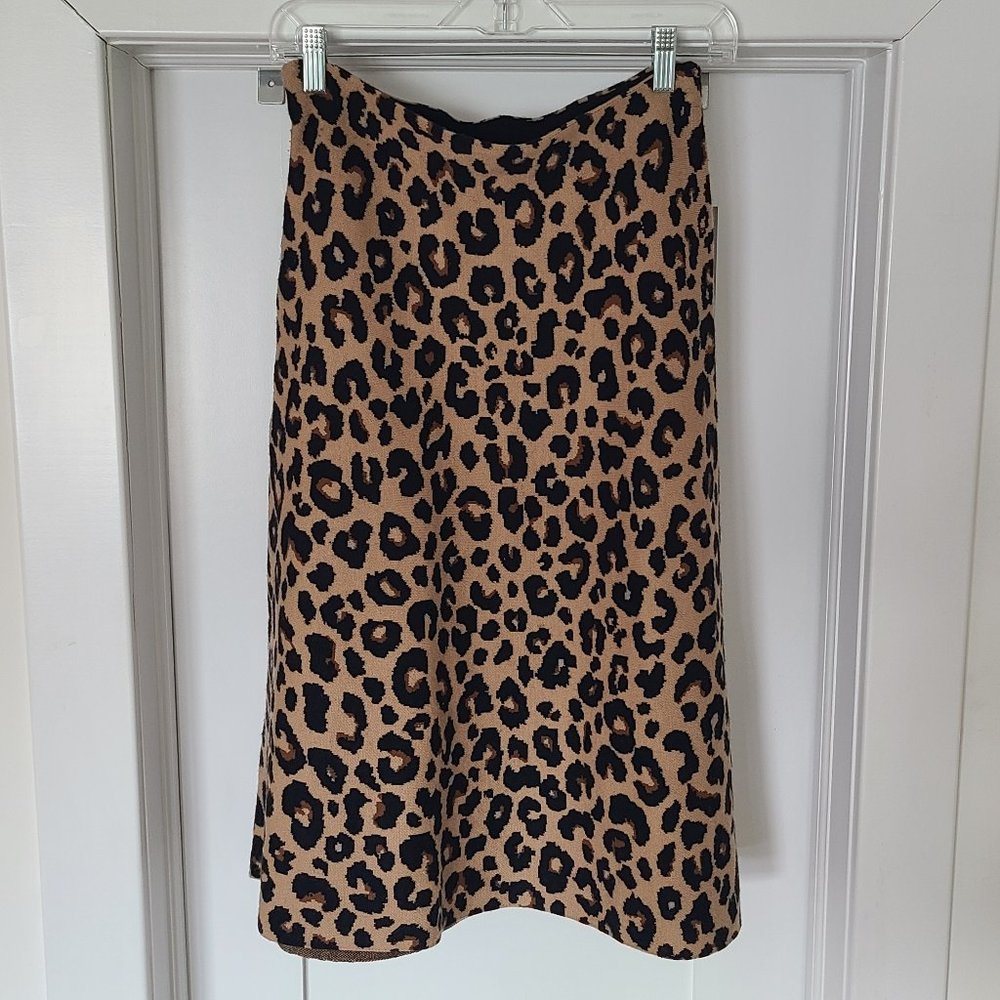 ANN TAYLOR LEOPARD PRINT SWEATER SKIRT